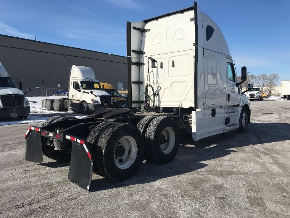 Sleeper Tractor-Heavy Duty Tractors-Freightliner-2021-T12664ST-Chicago (Chicago Ridge)-IL-524,034\n\t\tmiles-$ 65,250 - Image 7