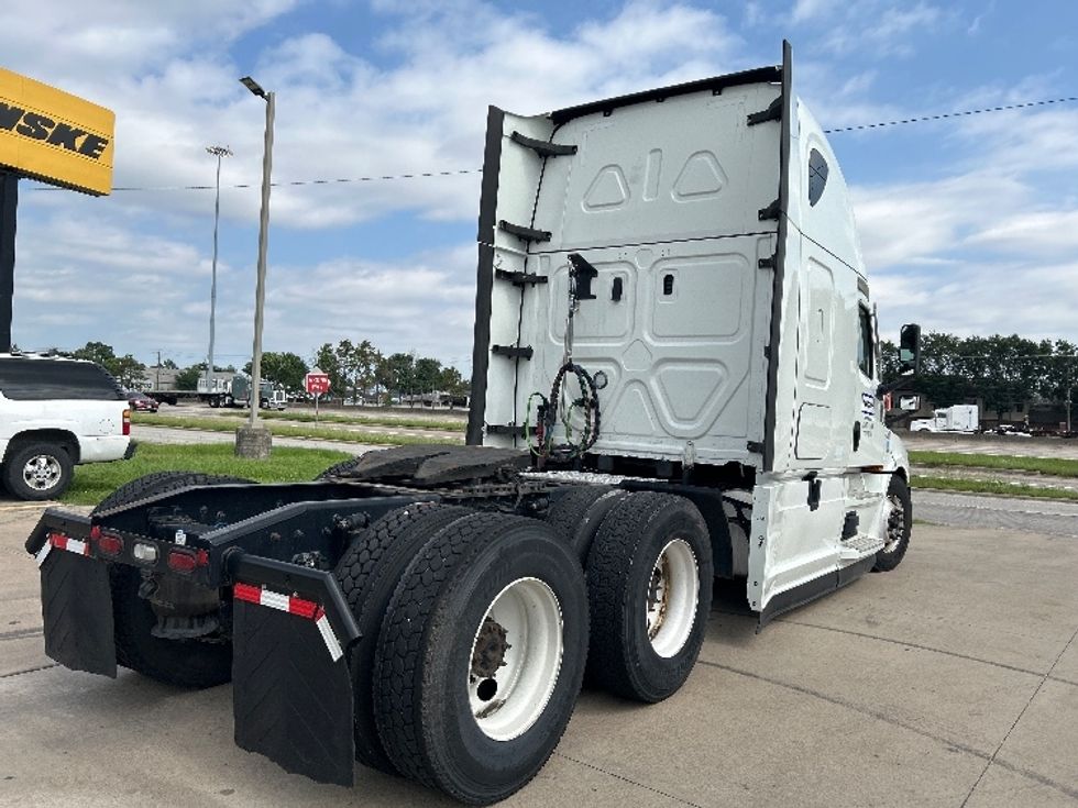 Sleeper Tractor-Heavy Duty Tractors-Freightliner-2021-T12664ST-Chicago (Chicago Ridge)-IL-675,224\n\t\tmiles-$ 47,250 - Image 7