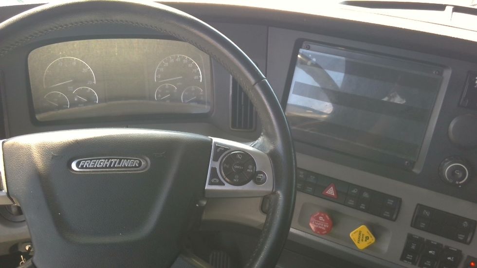 Sleeper Tractor-Heavy Duty Tractors-Freightliner-2021-T12664ST-Columbia-TN-582,089\n\t\tmiles-$ 57,750 - Image 11