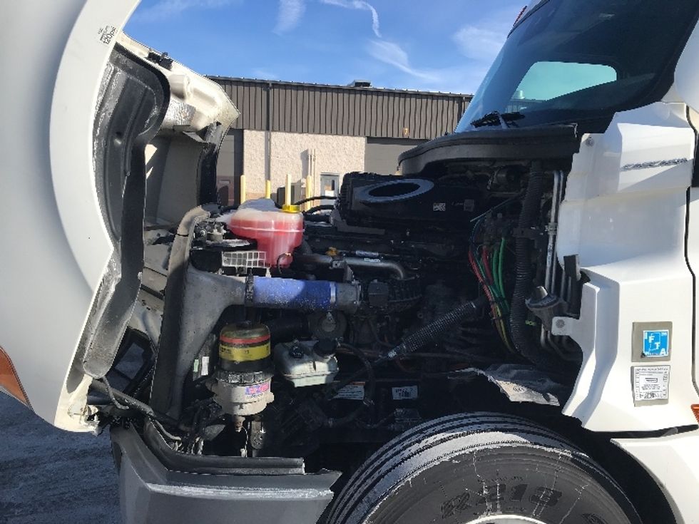 Sleeper Tractor-Heavy Duty Tractors-Freightliner-2021-T12664ST-Comstock Park-MI-552,582\n\t\tmiles-$ 56,750 - Image 21