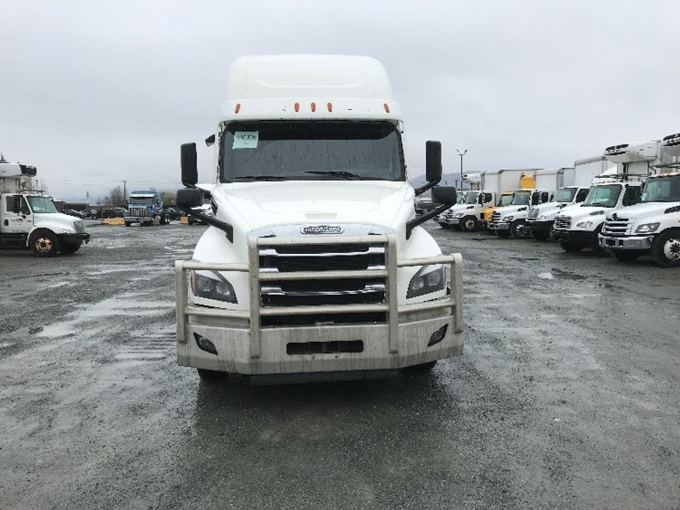 Sleeper Tractor-Heavy Duty Tractors-Freightliner-2021-T12664ST-Delta-BC-739,255\n\t\tkm-$ 78,750 - Image 2