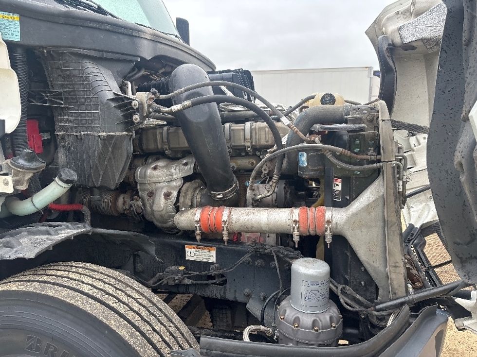 Sleeper Tractor-Heavy Duty Tractors-Freightliner-2021-T12664ST-Dothan-AL-554,138\n\t\tmiles-$ 59,500 - Image 20