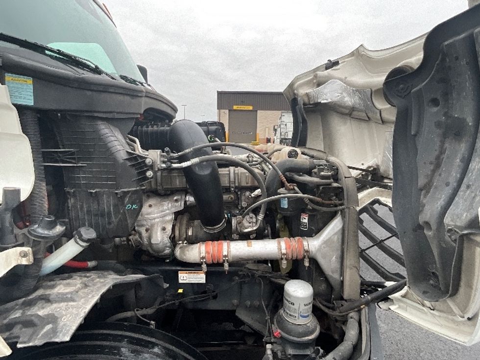 Sleeper Tractor-Heavy Duty Tractors-Freightliner-2021-T12664ST-East Chicago-IN-563,375\n\t\tmiles-$ 62,500 - Image 20