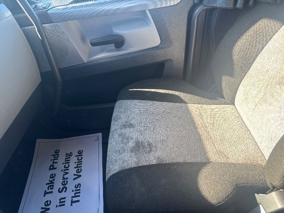 Sleeper Tractor-Heavy Duty Tractors-Freightliner-2021-T12664ST-East Chicago-IN-743,943\n\t\tmiles-$ 41,250 - Image 23