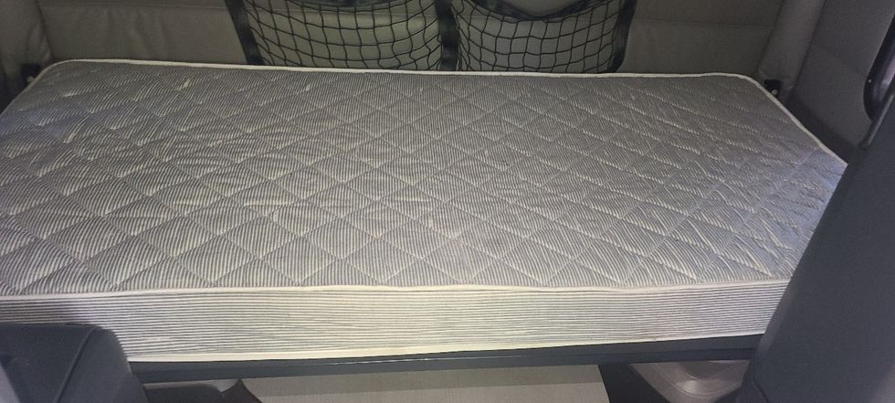 Sleeper Tractor-Heavy Duty Tractors-Freightliner-2021-T12664ST-El Paso-TX-557,182\n\t\tmiles-$ 64,750 - Image 15