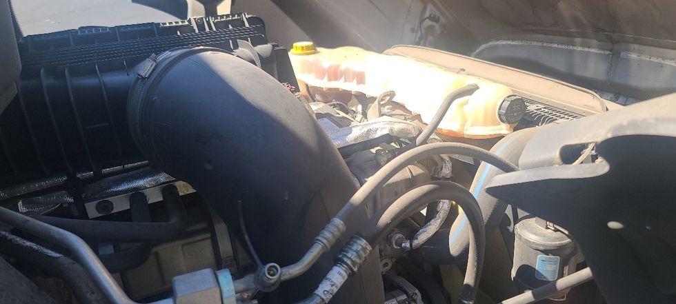 Sleeper Tractor-Heavy Duty Tractors-Freightliner-2021-T12664ST-El Paso-TX-557,182\n\t\tmiles-$ 64,750 - Image 20