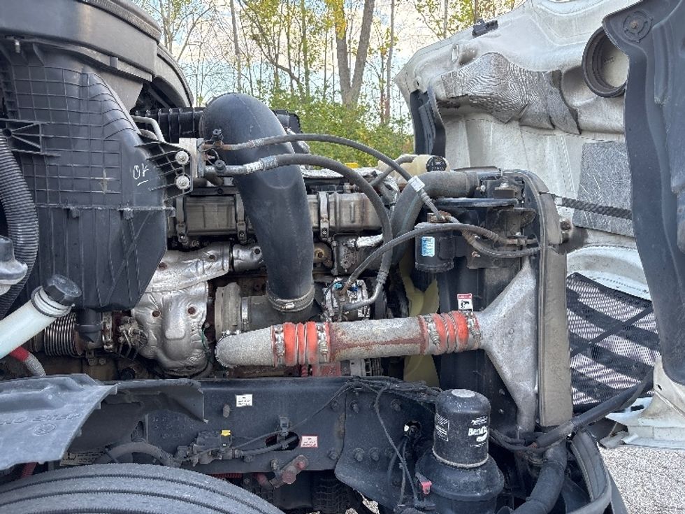 Sleeper Tractor-Heavy Duty Tractors-Freightliner-2021-T12664ST-Fort Wayne-IN-459,046\n\t\tmiles-$ 67,000 - Image 20