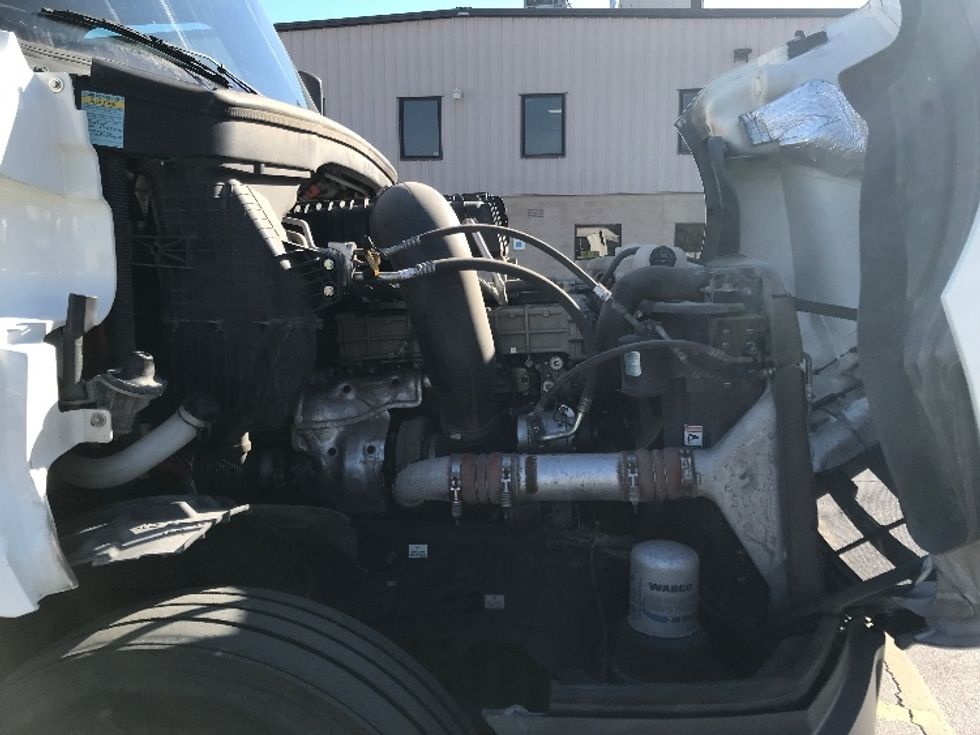 Sleeper Tractor-Heavy Duty Tractors-Freightliner-2021-T12664ST-Fort Wayne-IN-509,184\n\t\tmiles-$ 62,750 - Image 21