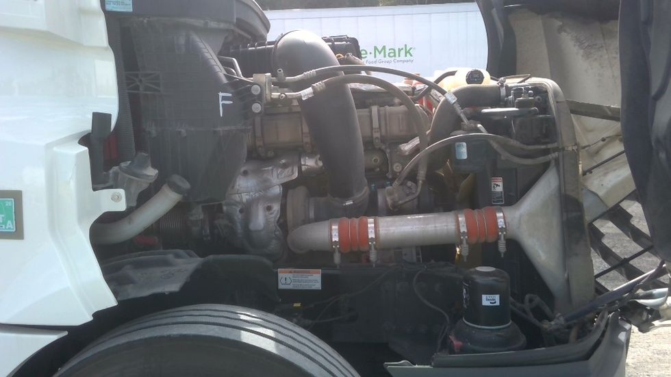 Sleeper Tractor-Heavy Duty Tractors-Freightliner-2021-T12664ST-Gadsden-AL-572,724\n\t\tmiles-$ 69,250 - Image 20