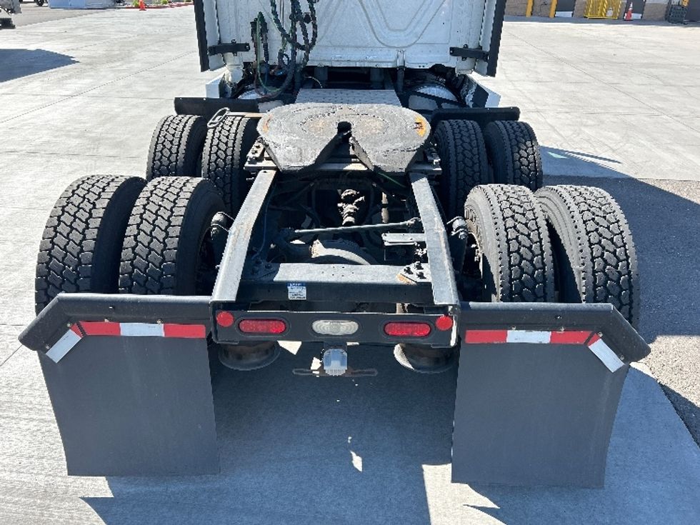 Sleeper Tractor-Heavy Duty Tractors-Freightliner-2021-T12664ST-Goodyear-AZ-598,762\n\t\tmiles-$ 61,250 - Image 6