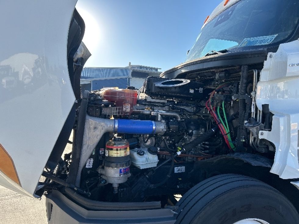 Sleeper Tractor-Heavy Duty Tractors-Freightliner-2021-T12664ST-Greeley-CO-531,749\n\t\tmiles-$ 67,750 - Image 21