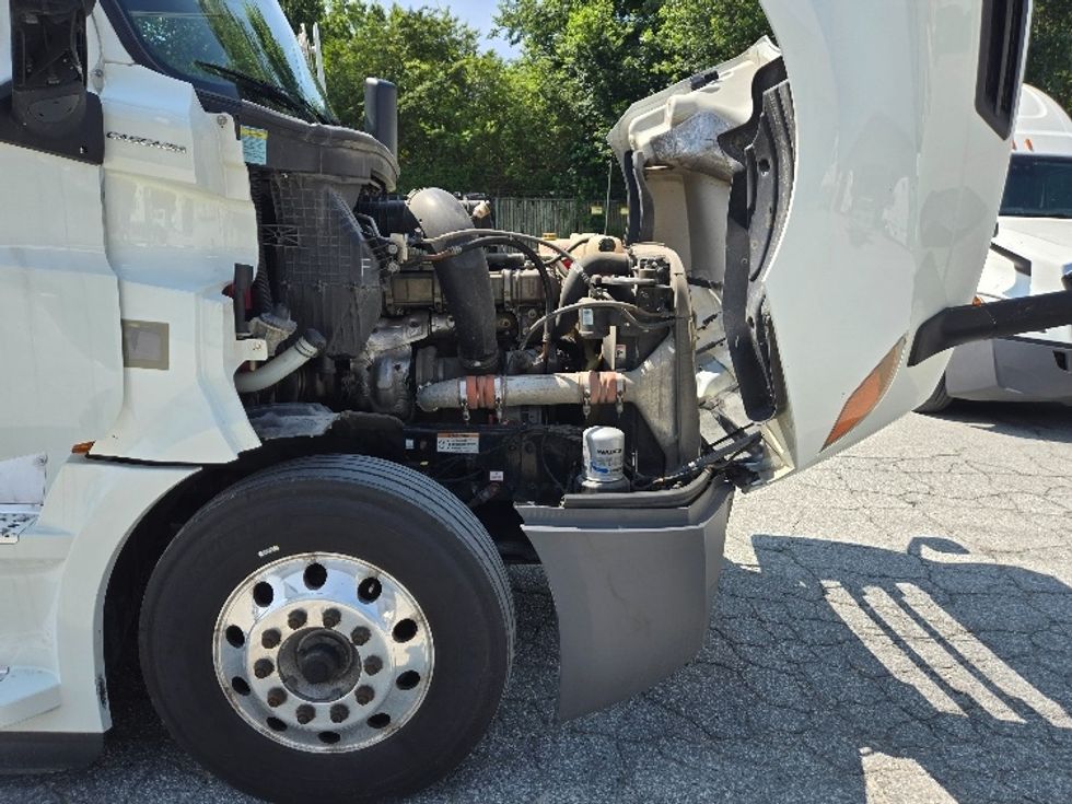 Sleeper Tractor-Heavy Duty Tractors-Freightliner-2021-T12664ST-Greensboro-NC-285,470\n\t\tmiles-$ 83,000 - Image 21