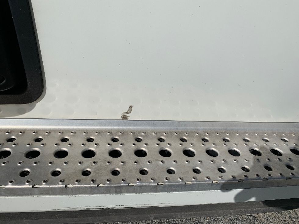 Sleeper Tractor-Heavy Duty Tractors-Freightliner-2021-T12664ST-Greensboro-NC-322,179\n\t\tmiles-$ 74,750 - Image 23