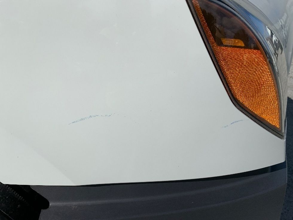 Sleeper Tractor-Heavy Duty Tractors-Freightliner-2021-T12664ST-Greensboro-NC-322,179\n\t\tmiles-$ 74,750 - Image 24