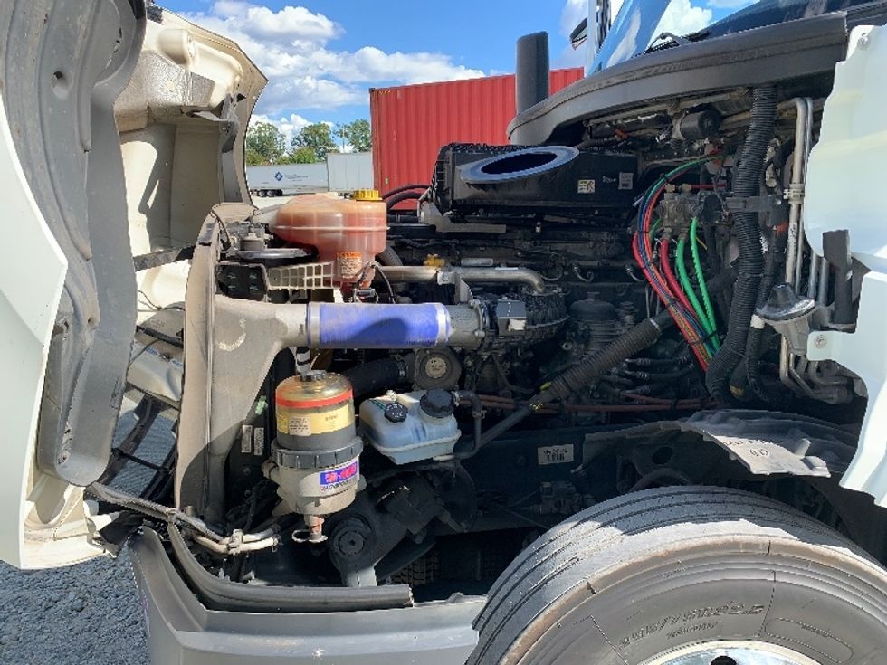 Sleeper Tractor-Heavy Duty Tractors-Freightliner-2021-T12664ST-Greensboro-NC-356,241\n\t\tmiles-$ 79,000 - Image 21