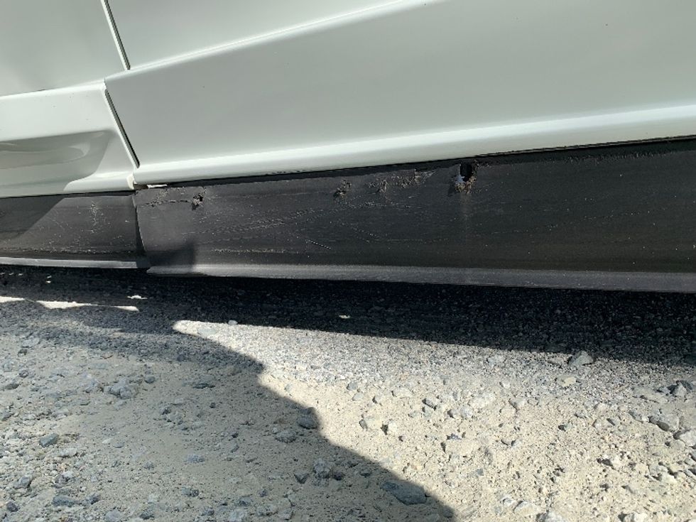 Sleeper Tractor-Heavy Duty Tractors-Freightliner-2021-T12664ST-Greensboro-NC-356,241\n\t\tmiles-$ 79,000 - Image 25