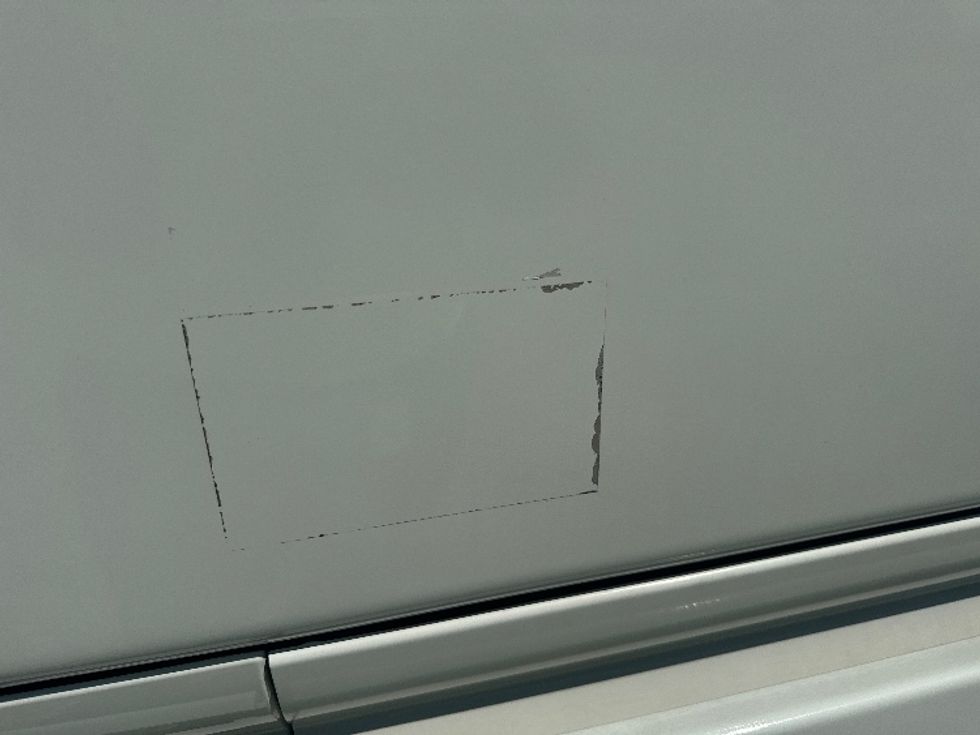 Sleeper Tractor-Heavy Duty Tractors-Freightliner-2021-T12664ST-Greensboro-NC-405,545\n\t\tmiles-$ 80,750 - Image 25