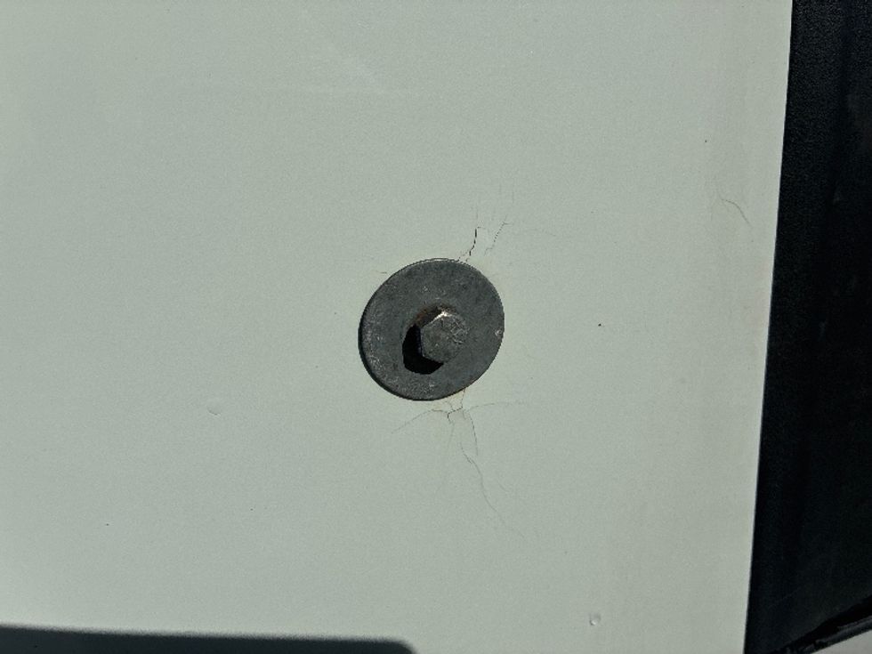 Sleeper Tractor-Heavy Duty Tractors-Freightliner-2021-T12664ST-Greensboro-NC-445,220\n\t\tmiles-$ 76,000 - Image 24