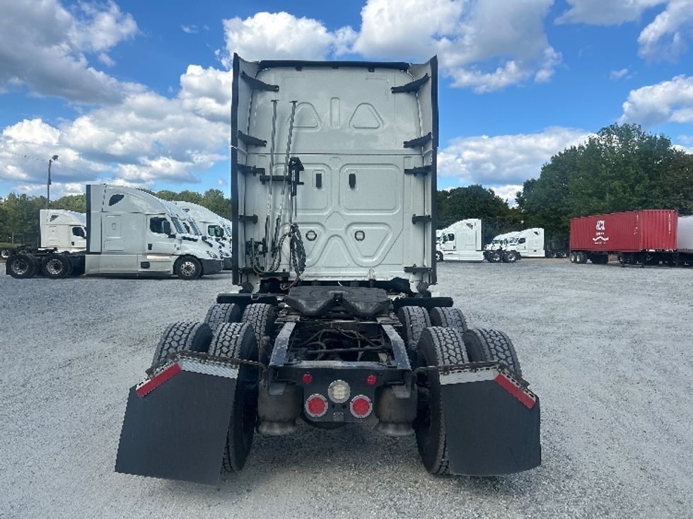 Sleeper Tractor-Heavy Duty Tractors-Freightliner-2021-T12664ST-Greensboro-NC-456,429\n\t\tmiles-$ 69,250 - Image 6