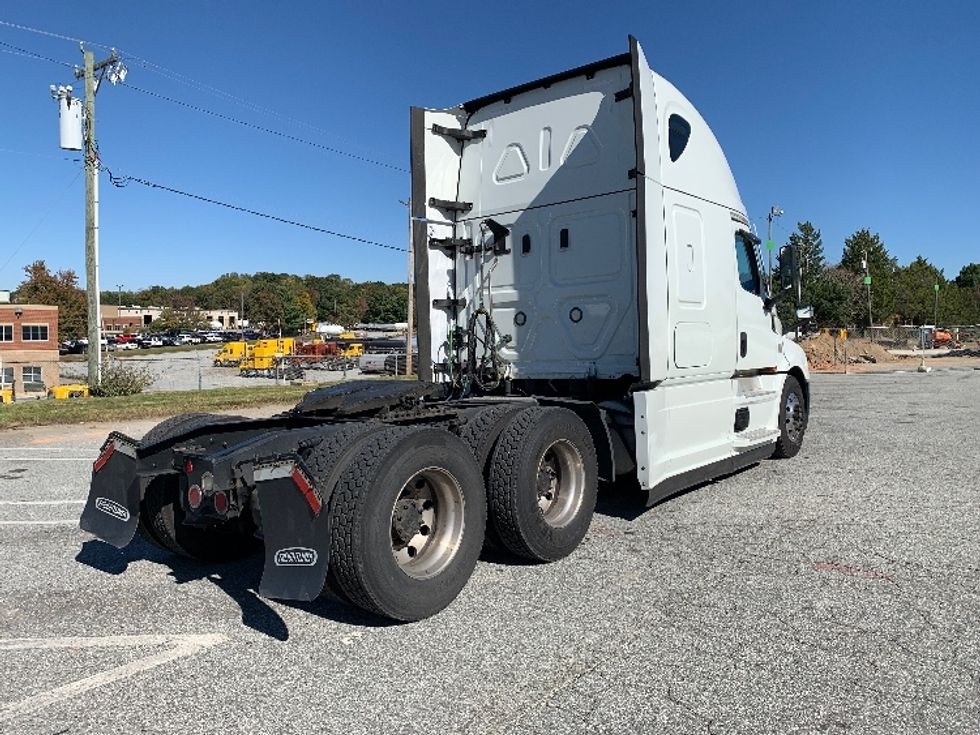 Sleeper Tractor-Heavy Duty Tractors-Freightliner-2021-T12664ST-Greensboro-NC-460,957\n\t\tmiles-$ 69,000 - Image 7