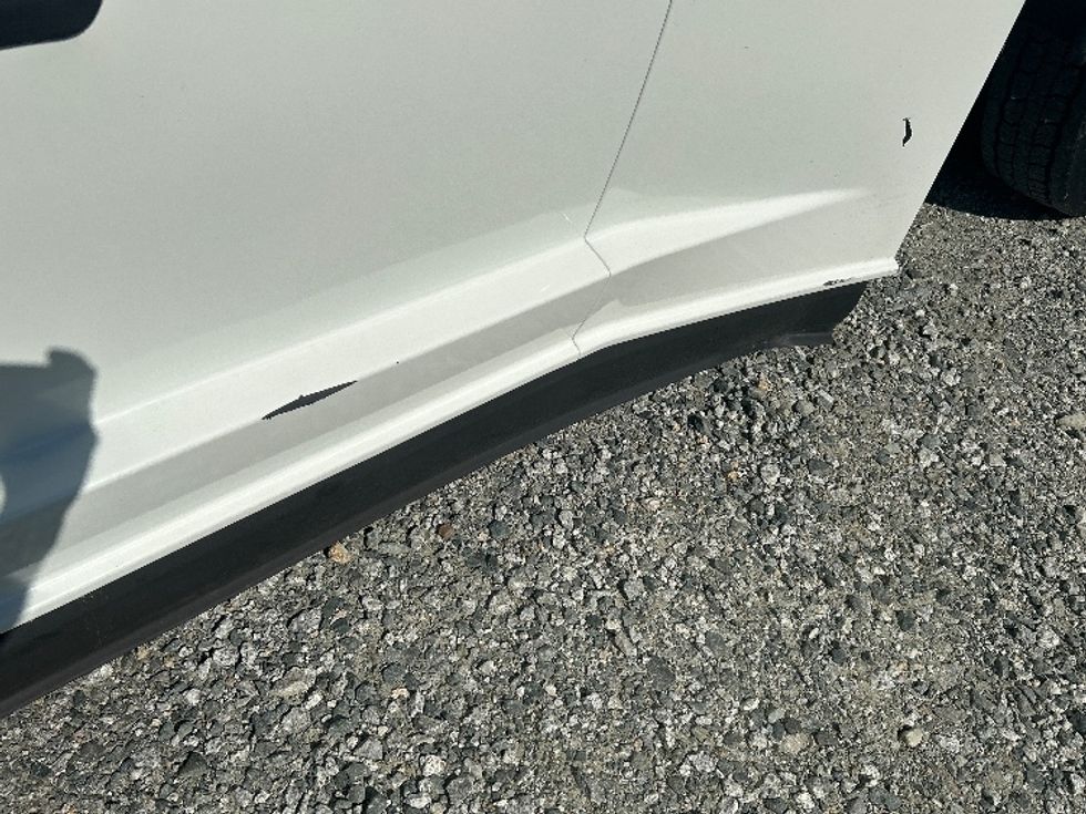 Sleeper Tractor-Heavy Duty Tractors-Freightliner-2021-T12664ST-Greensboro-NC-472,771\n\t\tmiles-$ 68,750 - Image 26