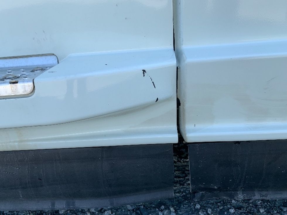 Sleeper Tractor-Heavy Duty Tractors-Freightliner-2021-T12664ST-Greensboro-NC-480,815\n\t\tmiles-$ 68,000 - Image 27