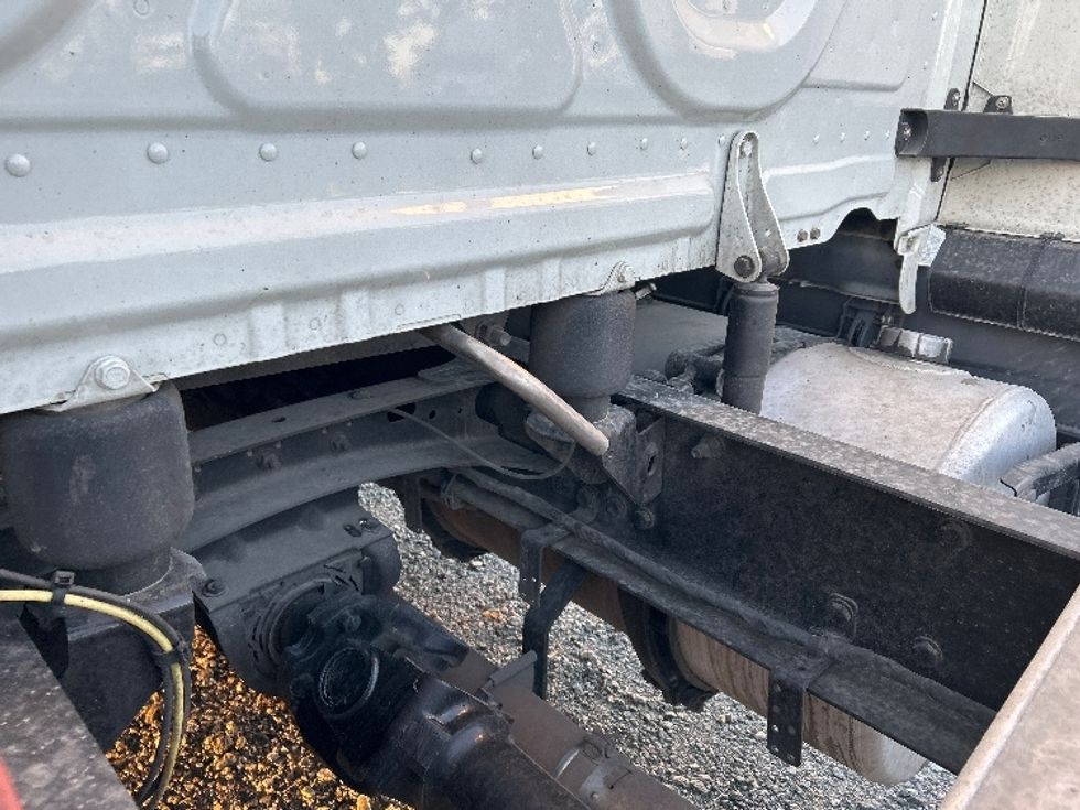 Sleeper Tractor-Heavy Duty Tractors-Freightliner-2021-T12664ST-Greensboro-NC-485,602\n\t\tmiles-$ 66,750 - Image 22