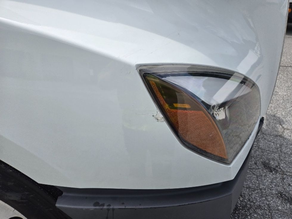 Sleeper Tractor-Heavy Duty Tractors-Freightliner-2021-T12664ST-Greensboro-NC-488,645\n\t\tmiles-$ 72,000 - Image 24