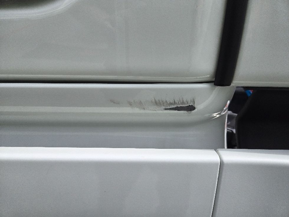 Sleeper Tractor-Heavy Duty Tractors-Freightliner-2021-T12664ST-Greensboro-NC-488,645\n\t\tmiles-$ 72,000 - Image 27