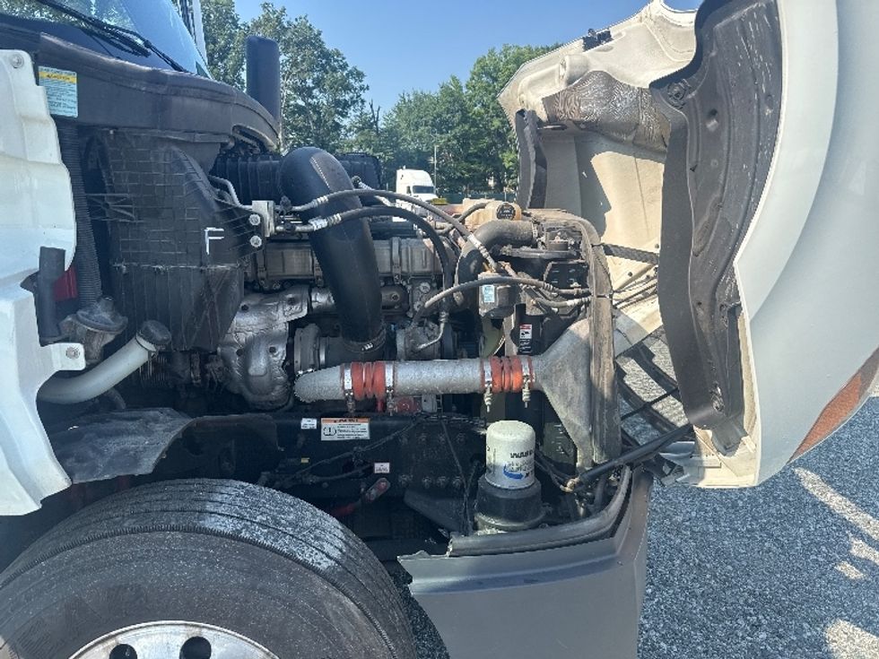 Sleeper Tractor-Heavy Duty Tractors-Freightliner-2021-T12664ST-Greensboro-NC-508,973\n\t\tmiles-$ 66,500 - Image 20