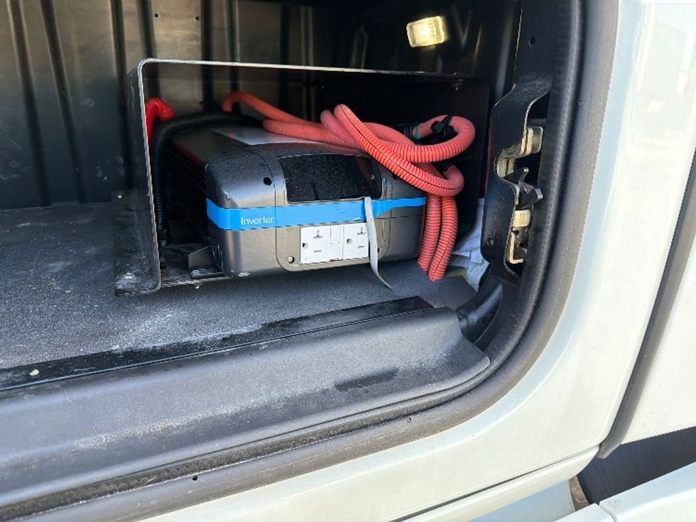 Sleeper Tractor-Heavy Duty Tractors-Freightliner-2021-T12664ST-Greensboro-NC-526,545\n\t\tmiles-$ 67,500 - Image 22