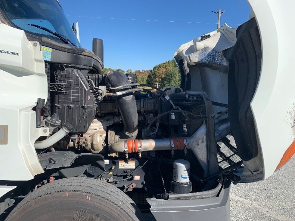 Sleeper Tractor-Heavy Duty Tractors-Freightliner-2021-T12664ST-Greensboro-NC-548,075\n\t\tmiles-$ 64,000 - Image 20