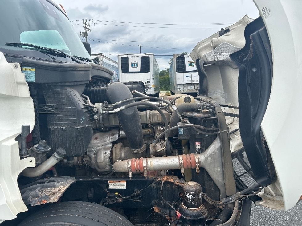 Sleeper Tractor-Heavy Duty Tractors-Freightliner-2021-T12664ST-Greensboro-NC-563,182\n\t\tmiles-$ 59,250 - Image 20