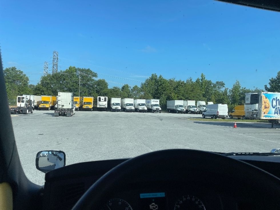 Sleeper Tractor-Heavy Duty Tractors-Freightliner-2021-T12664ST-Greenville-SC-442,903\n\t\tmiles-$ 71,750 - Image 11