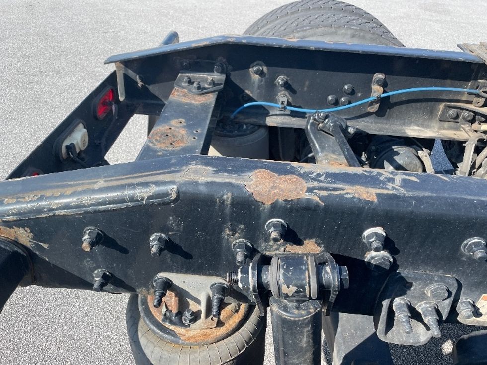 Sleeper Tractor-Heavy Duty Tractors-Freightliner-2021-T12664ST-Greenville-SC-442,903\n\t\tmiles-$ 71,750 - Image 24