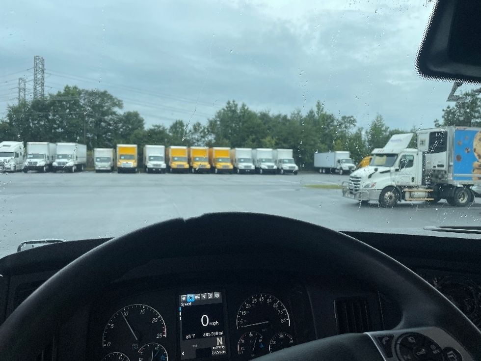 Sleeper Tractor-Heavy Duty Tractors-Freightliner-2021-T12664ST-Greenville-SC-485,597\n\t\tmiles-$ 66,750 - Image 11