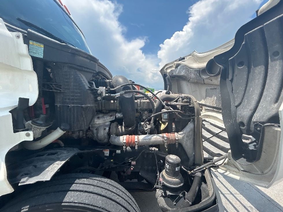 Sleeper Tractor-Heavy Duty Tractors-Freightliner-2021-T12664ST-Harahan-LA-588,322\n\t\tmiles-$ 58,500 - Image 20