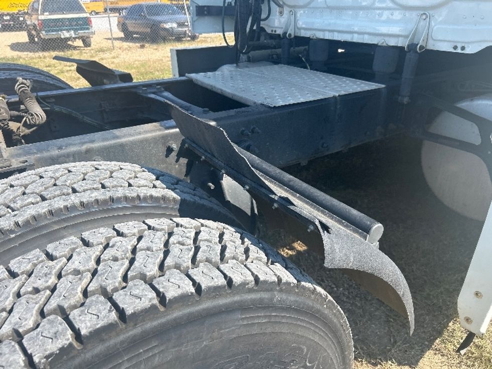 Sleeper Tractor-Heavy Duty Tractors-Freightliner-2021-T12664ST-Hattiesburg-MS-458,575\n\t\tmiles-$ 70,250 - Image 22