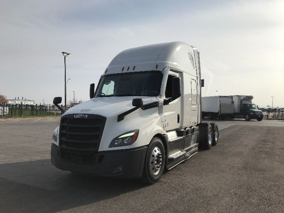 Sleeper Tractor-Heavy Duty Tractors-Freightliner-2021-T12664ST-Kansas City-MO-462,658\n\t\tmiles-$ 74,250 - Image 3