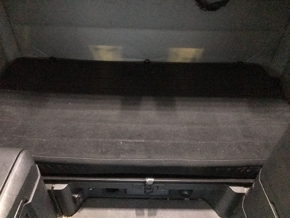 Sleeper Tractor-Heavy Duty Tractors-Freightliner-2021-T12664ST-Kansas City-MO-482,259\n\t\tmiles-$ 72,500 - Image 17