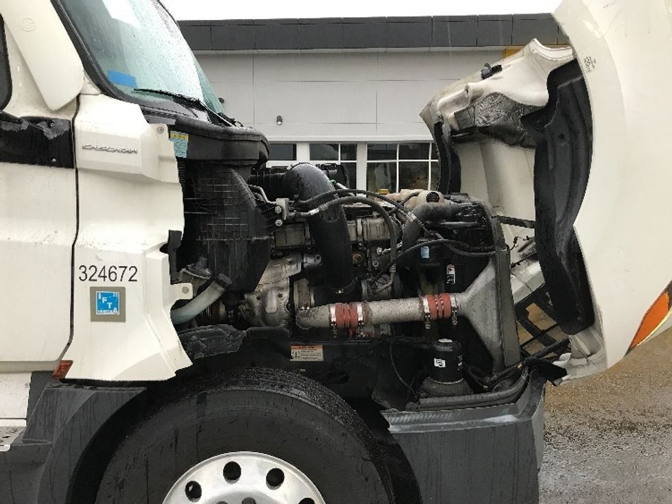 Sleeper Tractor-Heavy Duty Tractors-Freightliner-2021-T12664ST-Kansas City-MO-482,259\n\t\tmiles-$ 72,500 - Image 20