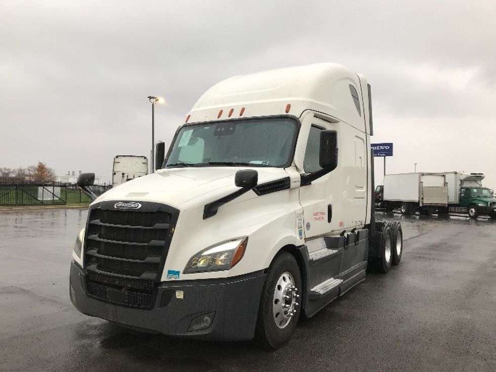 Sleeper Tractor-Heavy Duty Tractors-Freightliner-2021-T12664ST-Kansas City-MO-482,259\n\t\tmiles-$ 72,500 - Image 3