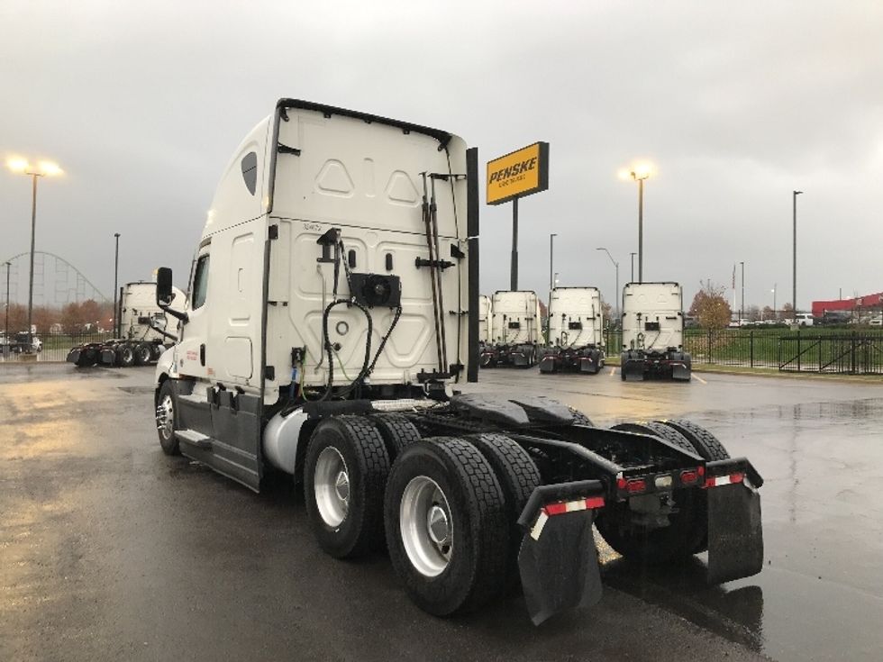 Sleeper Tractor-Heavy Duty Tractors-Freightliner-2021-T12664ST-Kansas City-MO-482,259\n\t\tmiles-$ 72,500 - Image 5