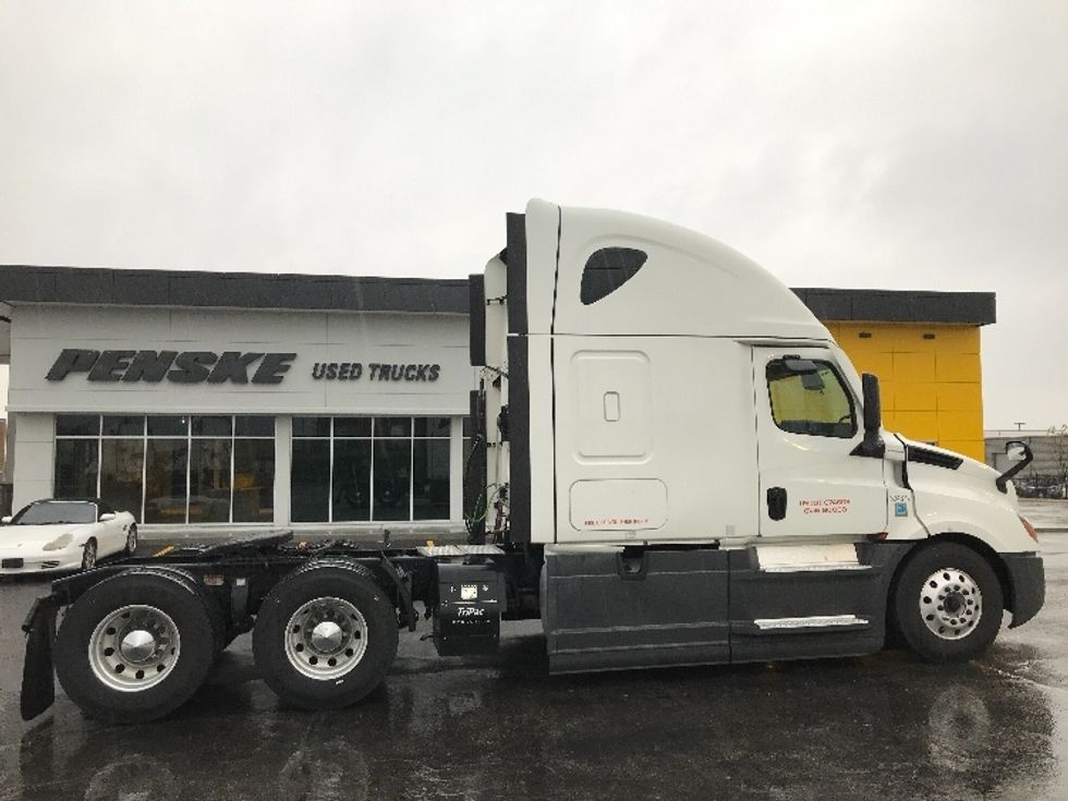 Sleeper Tractor-Heavy Duty Tractors-Freightliner-2021-T12664ST-Kansas City-MO-482,259\n\t\tmiles-$ 72,500 - Image 8