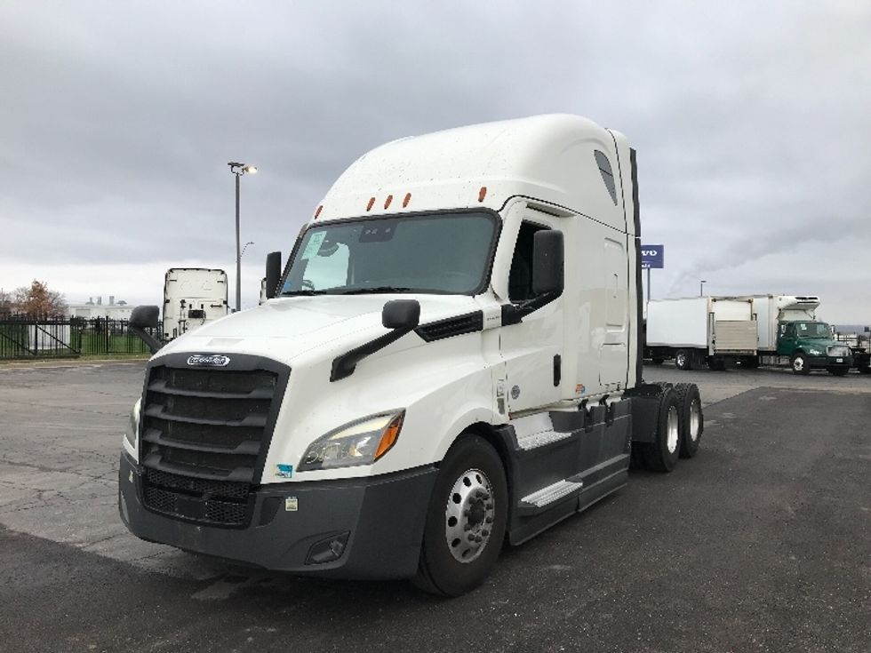Sleeper Tractor-Heavy Duty Tractors-Freightliner-2021-T12664ST-Kansas City-MO-536,256\n\t\tmiles-$ 67,250 - Image 3