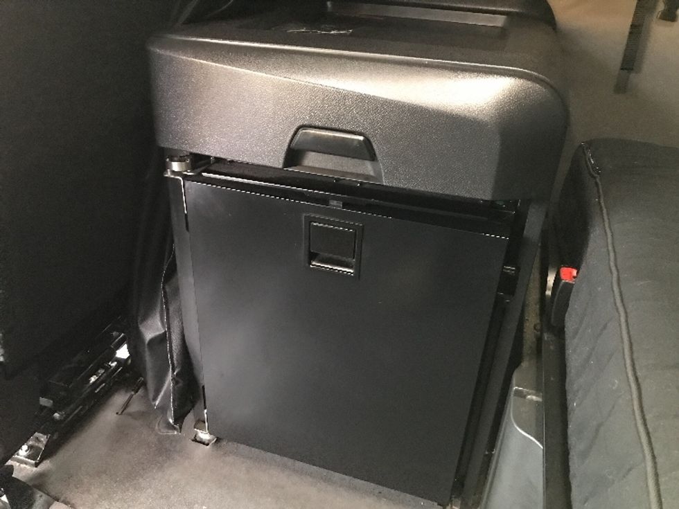 Sleeper Tractor-Heavy Duty Tractors-Freightliner-2021-T12664ST-Kansas City-MO-569,515\n\t\tmiles-$ 64,250 - Image 23