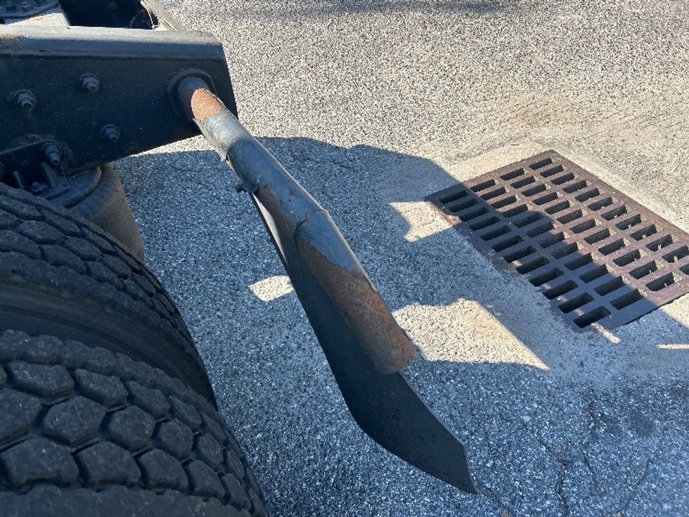 Sleeper Tractor-Heavy Duty Tractors-Freightliner-2021-T12664ST-King Of Prussia-PA-556,793\n\t\tmiles-$ 58,250 - Image 23