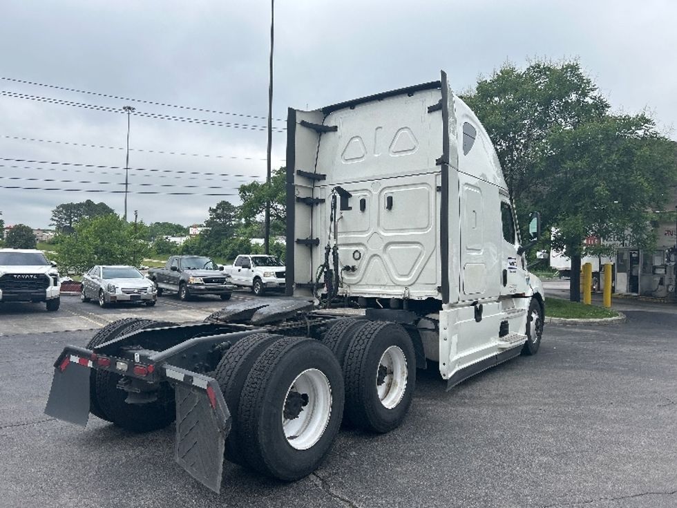 Sleeper Tractor-Heavy Duty Tractors-Freightliner-2021-T12664ST-Knoxville-TN-541,655\n\t\tmiles-$ 63,750 - Image 7
