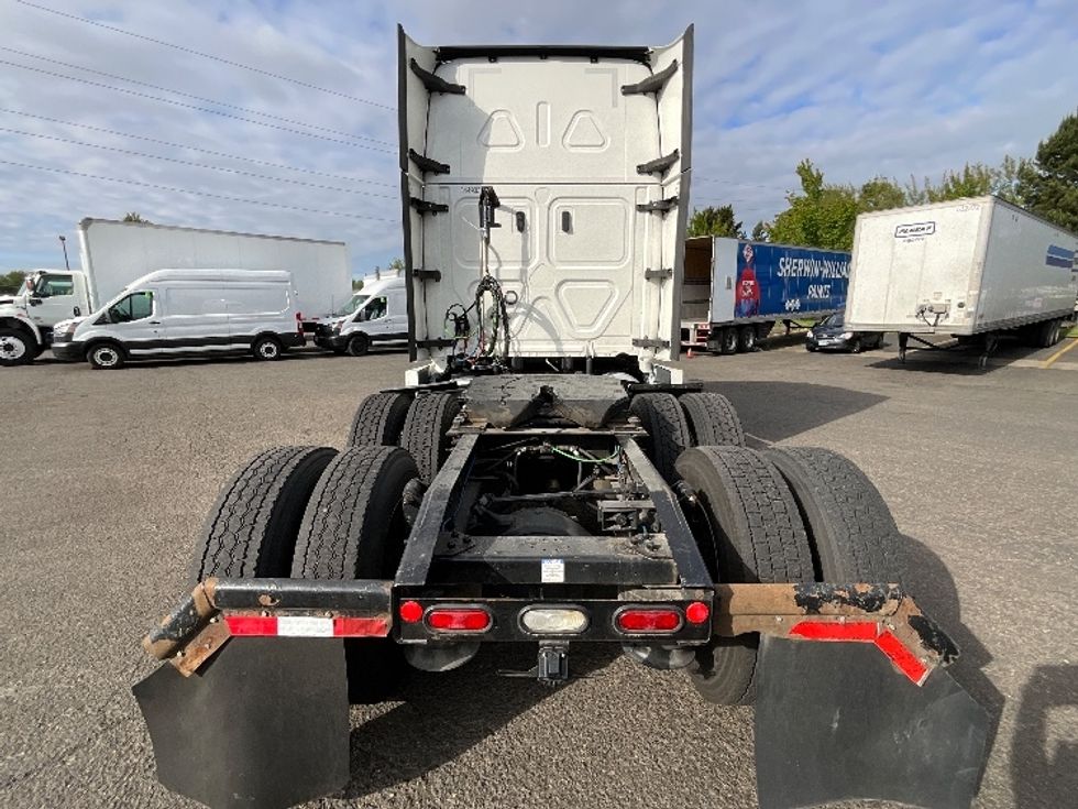 Sleeper Tractor-Heavy Duty Tractors-Freightliner-2021-T12664ST-La Mirada-CA-582,451\n\t\tmiles-$ 64,000 - Image 6