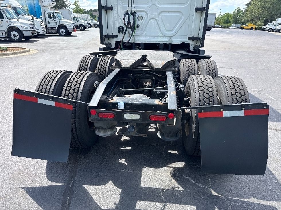 Sleeper Tractor-Heavy Duty Tractors-Freightliner-2021-T12664ST-Las Vegas-NV-516,075\n\t\tmiles-$ 68,750 - Image 6